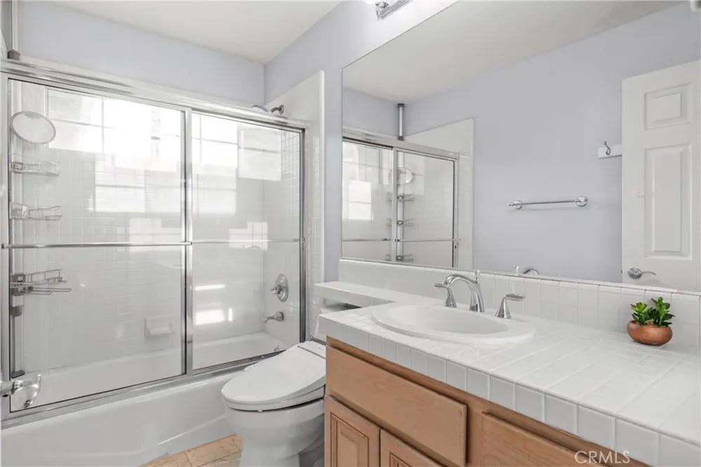 27880 Mount Whitney Yorba Linda, CA 92887