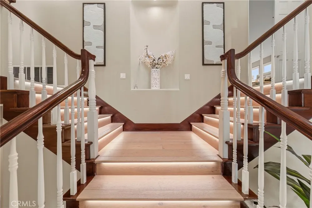 27880 Mount Whitney Yorba Linda, CA 92887