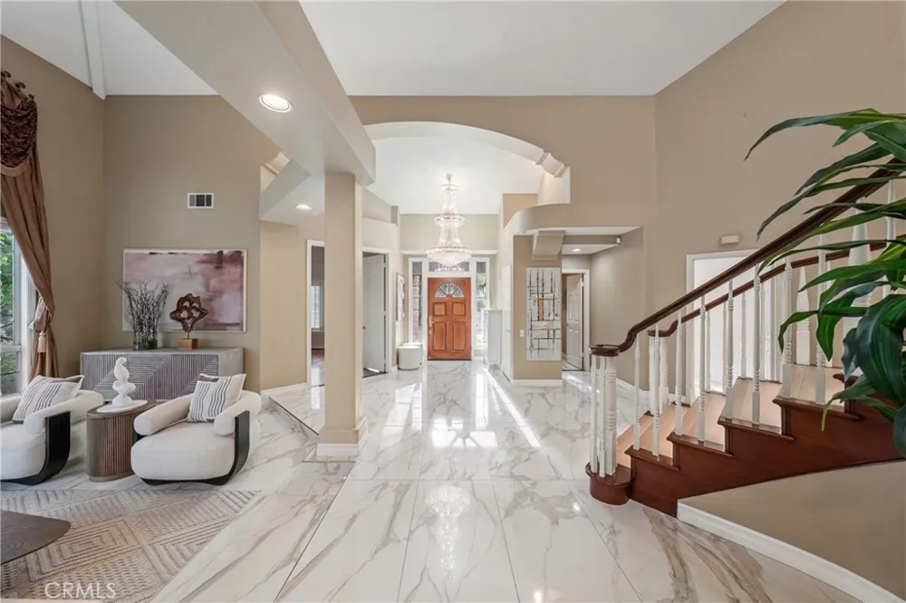 27880 Mount Whitney Yorba Linda, CA 92887