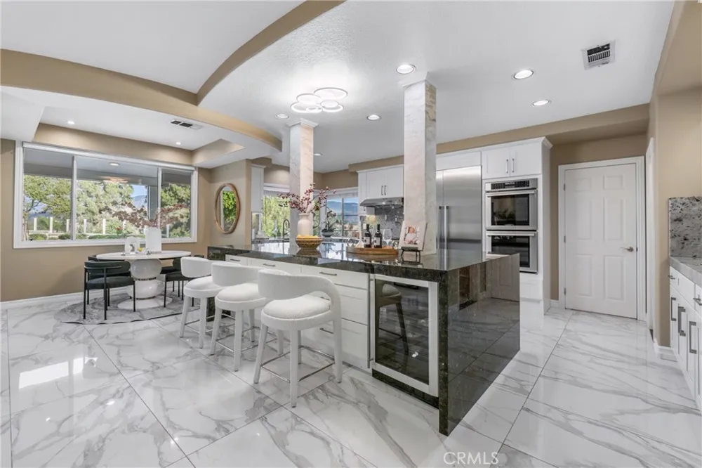 27880 Mount Whitney Yorba Linda, CA 92887