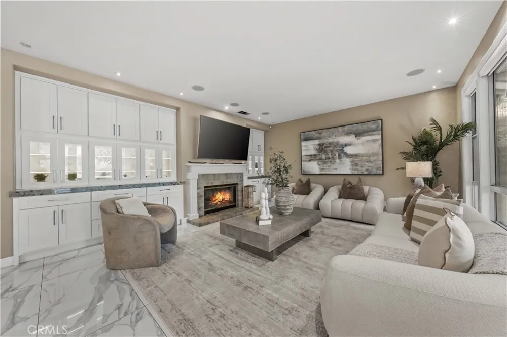27880 Mount Whitney Yorba Linda, CA 92887