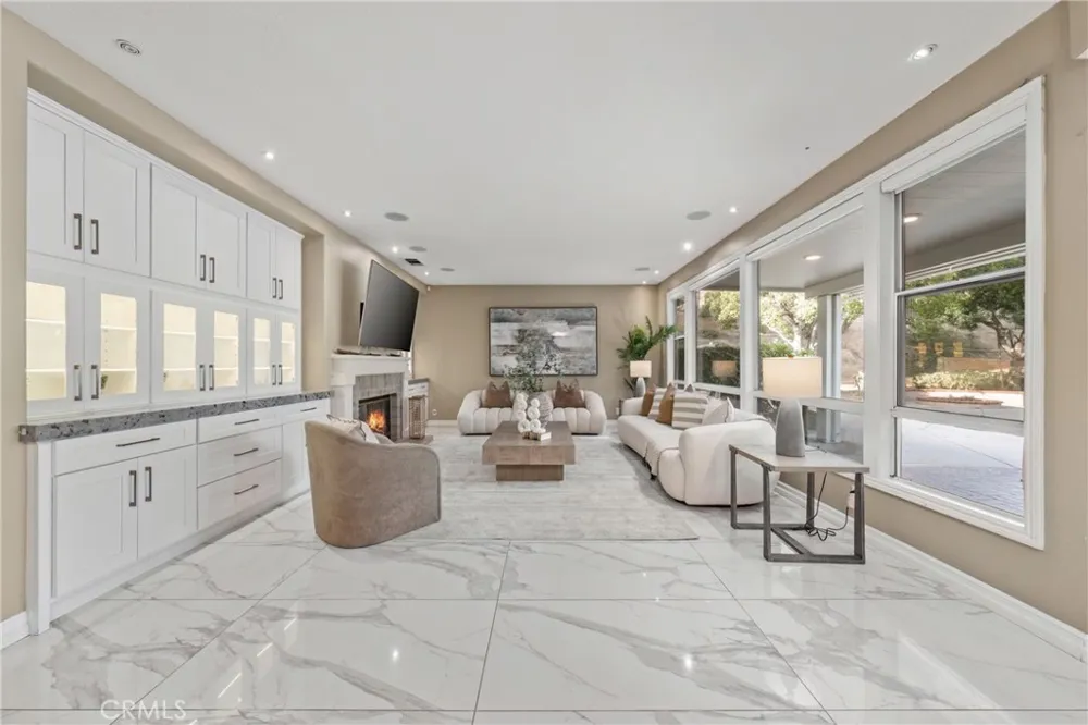 27880 Mount Whitney Yorba Linda, CA 92887