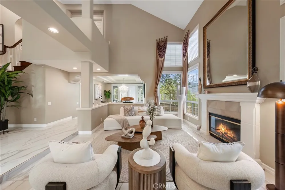 27880 Mount Whitney Yorba Linda, CA 92887