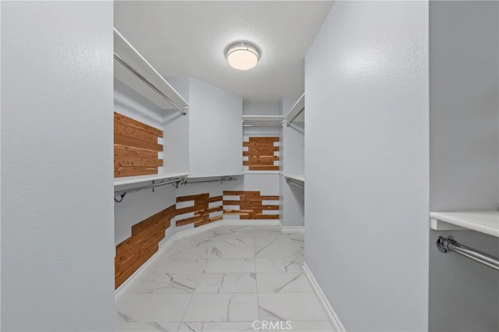 27880 Mount Whitney Yorba Linda, CA 92887