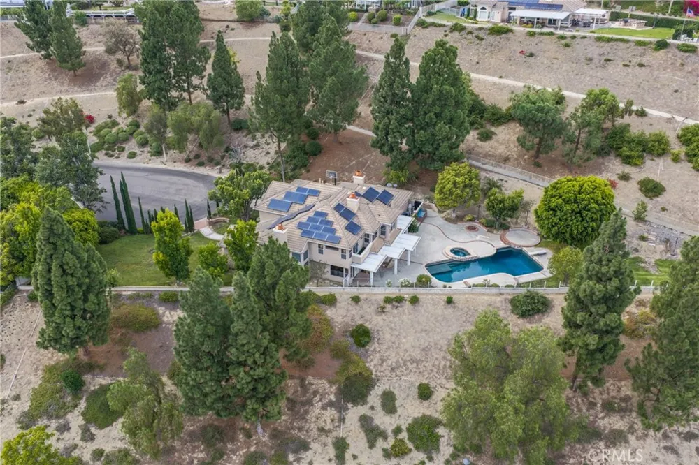 27880 Mount Whitney Yorba Linda, CA 92887
