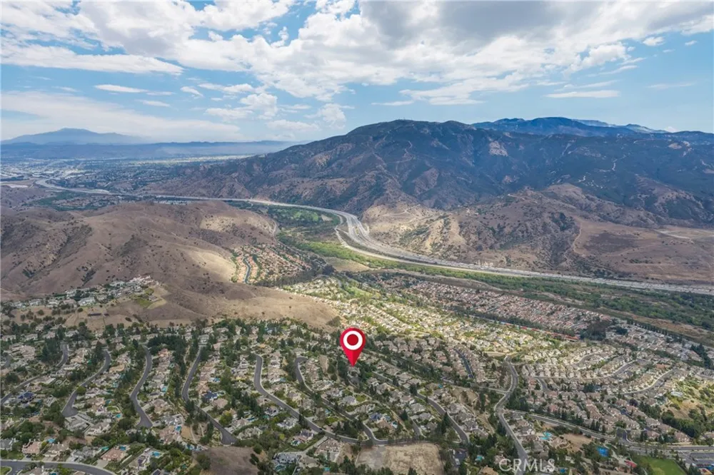 27880 Mount Whitney Yorba Linda, CA 92887