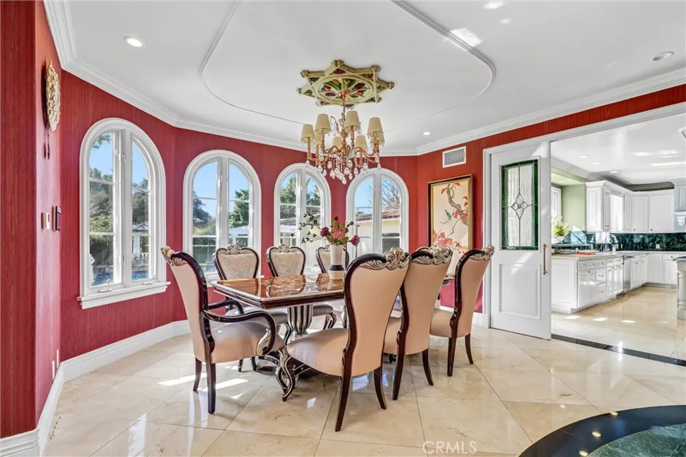 2290 Lombardy San Marino, CA 91108