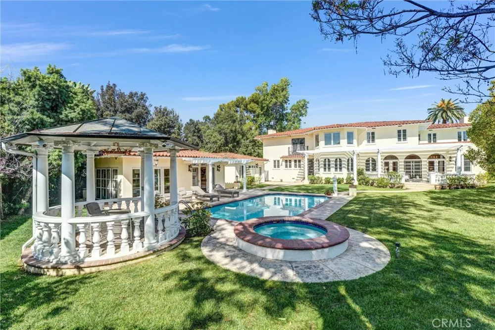 2290 Lombardy San Marino, CA 91108