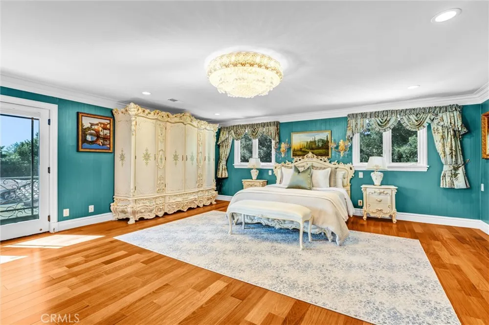 2290 Lombardy San Marino, CA 91108