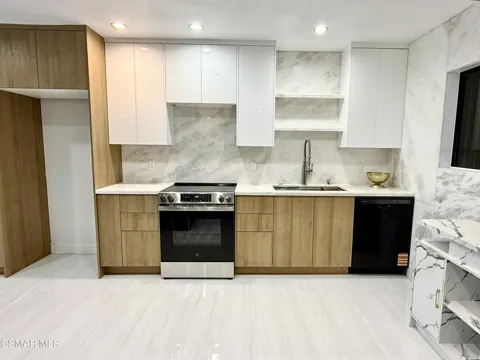 1401 Valley View Road #426