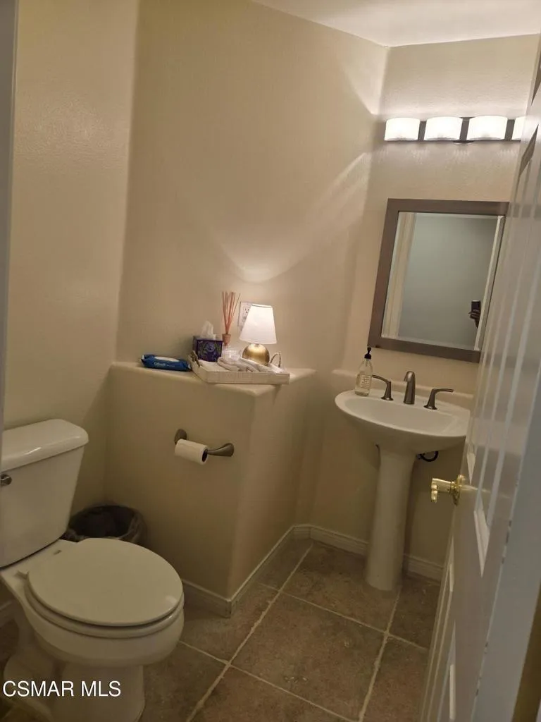6364 Deerbrook Road Oak Park, CA 91377