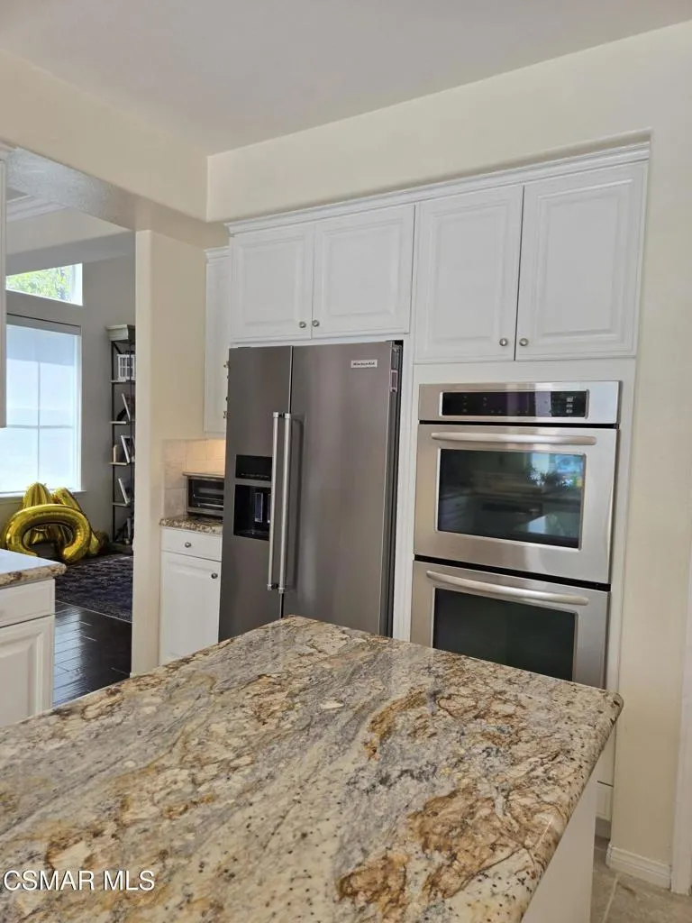 6364 Deerbrook Road Oak Park, CA 91377