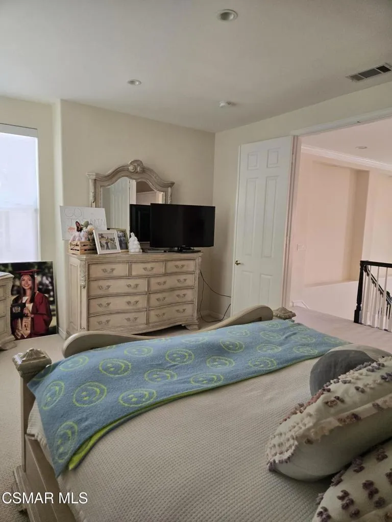 6364 Deerbrook Road Oak Park, CA 91377