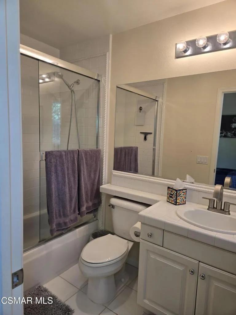 6364 Deerbrook Road Oak Park, CA 91377