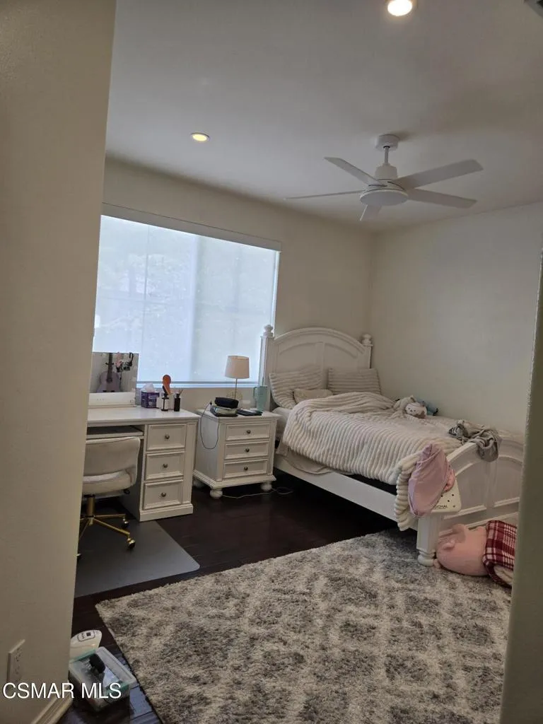 6364 Deerbrook Road Oak Park, CA 91377
