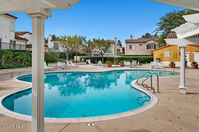 11805 Catania Court Moorpark, CA 93021