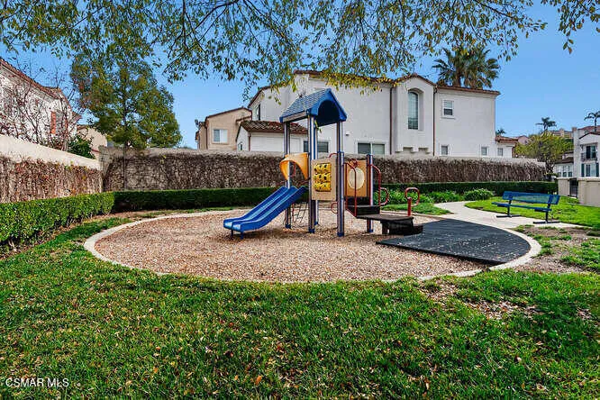 11805 Catania Court Moorpark, CA 93021