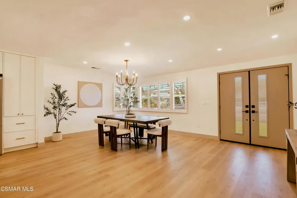 11118 Lindblade Street Culver City, CA 90230