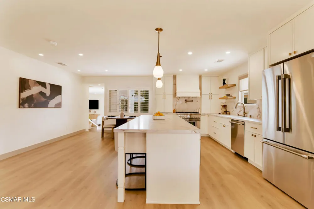 11118 Lindblade Street Culver City, CA 90230