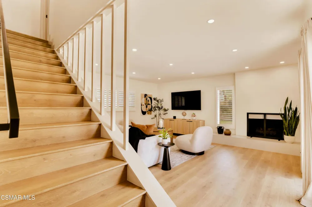 11118 Lindblade Street Culver City, CA 90230
