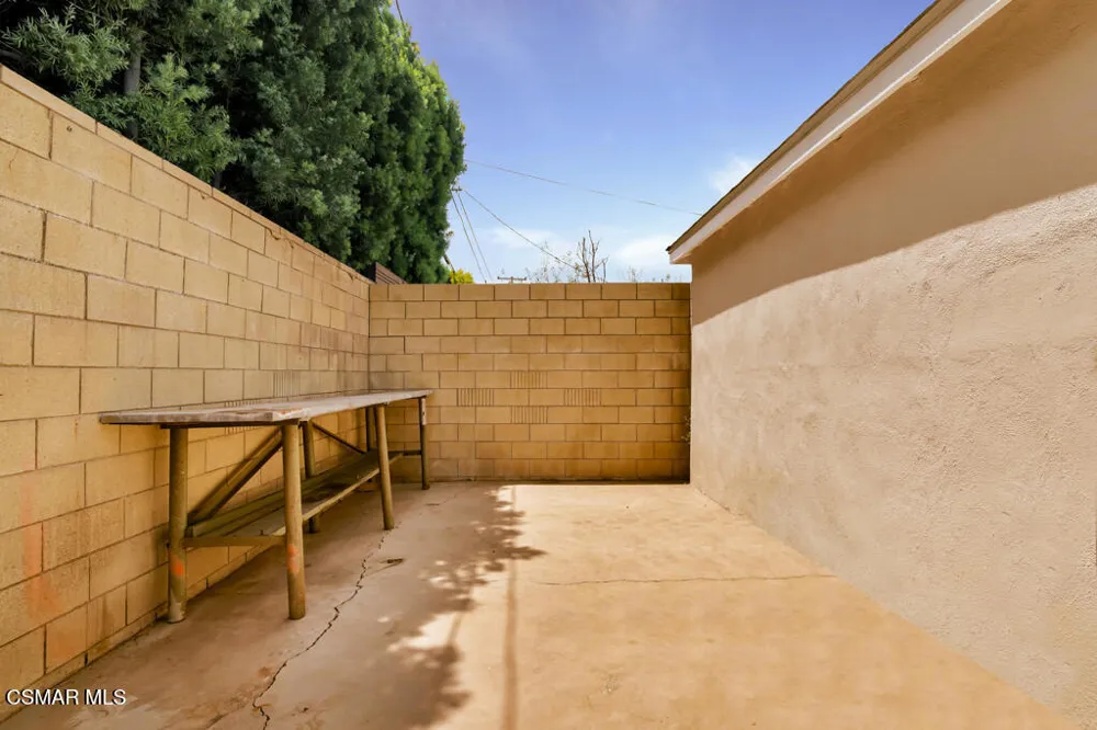 11118 Lindblade Street Culver City, CA 90230
