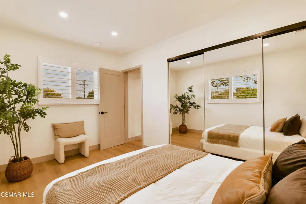11118 Lindblade Street Culver City, CA 90230