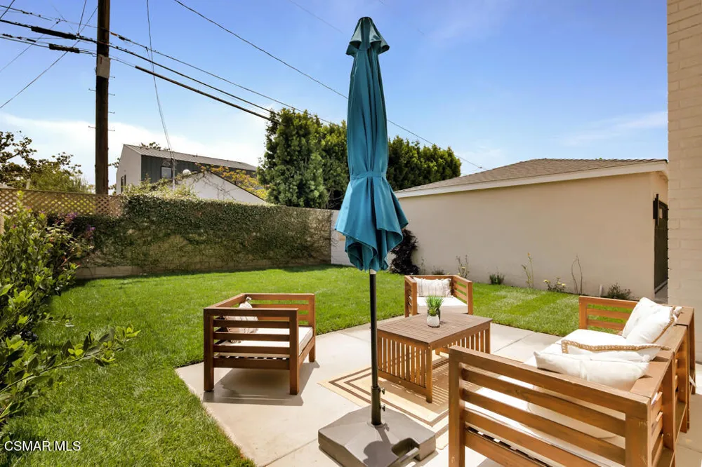 11118 Lindblade Street Culver City, CA 90230