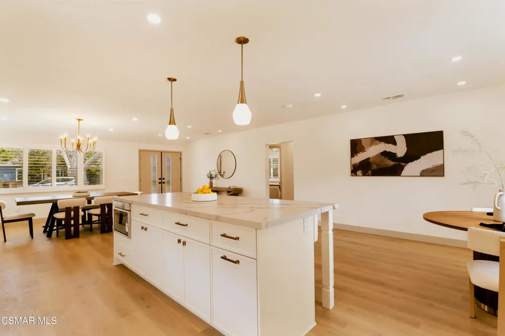 11118 Lindblade Street Culver City, CA 90230