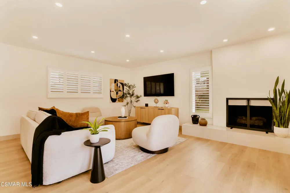 11118 Lindblade Street Culver City, CA 90230