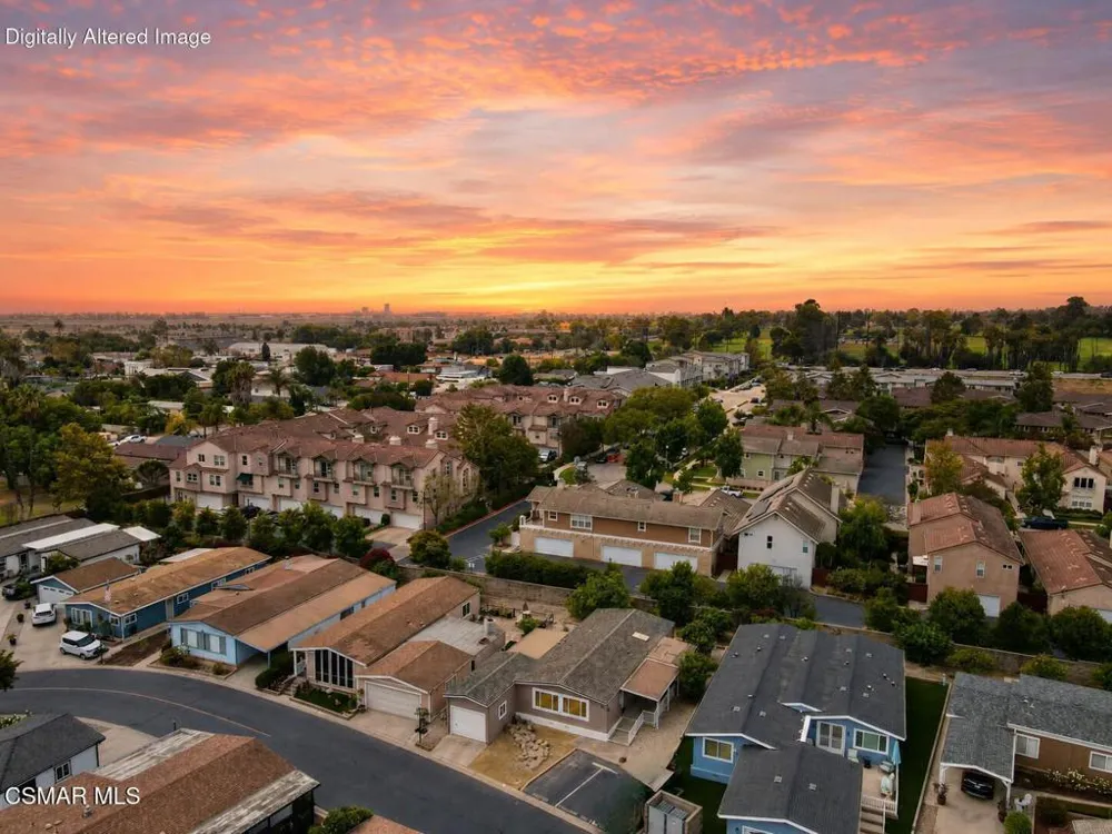 21 Poinsettia Gardens Drive #21 Ventura, CA 93004