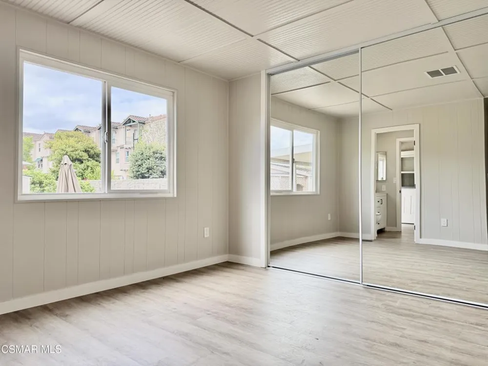 21 Poinsettia Gardens Drive #21 Ventura, CA 93004