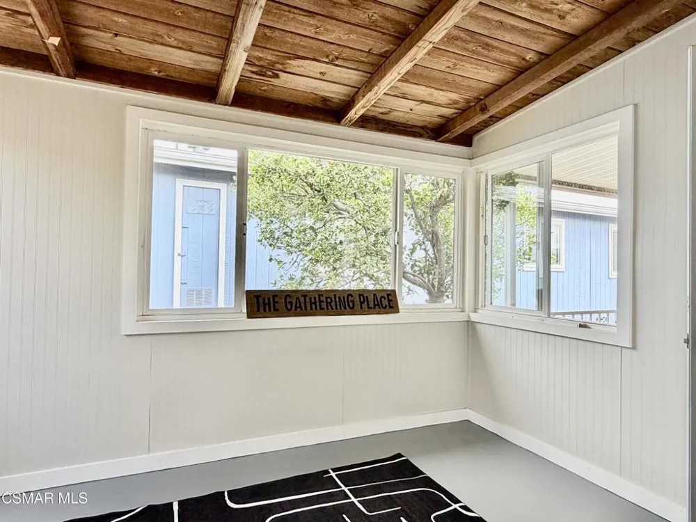 21 Poinsettia Gardens Drive #21 Ventura, CA 93004
