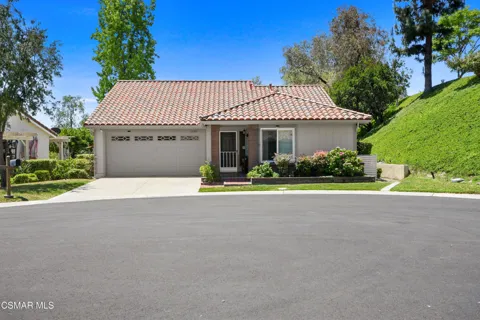 23761 Calle Azorin