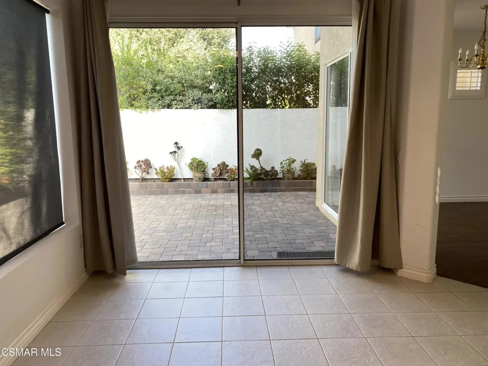 30805 Genova Court Westlake Village, CA 91362