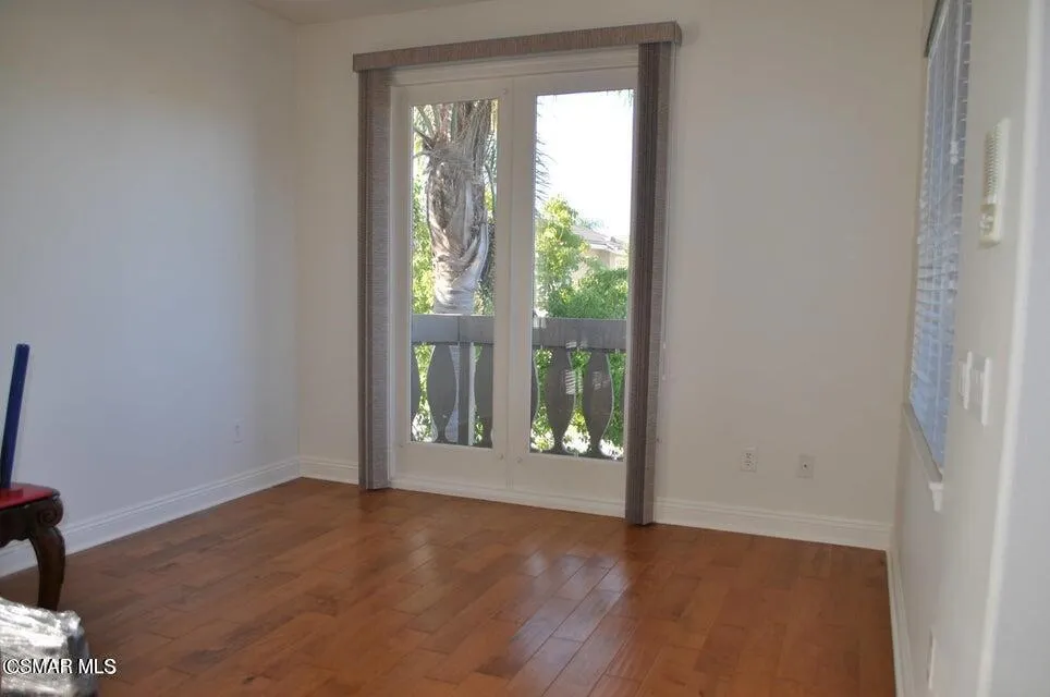 1596 Blue Canyon Street Newbury Park, CA 91320