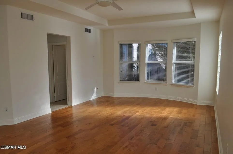 1596 Blue Canyon Street Newbury Park, CA 91320