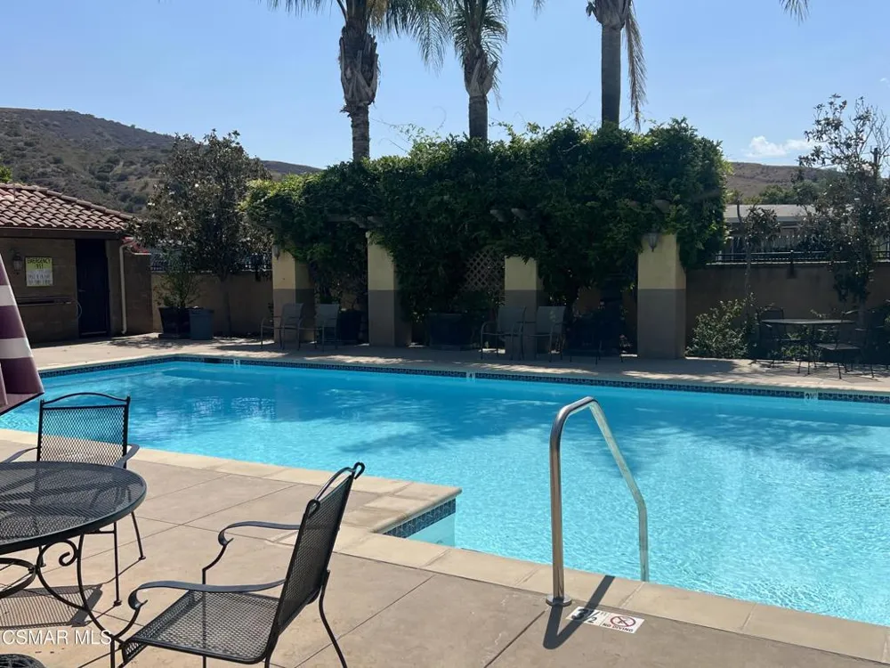 5179 Pine Rose Court #10 Simi Valley, CA 93063