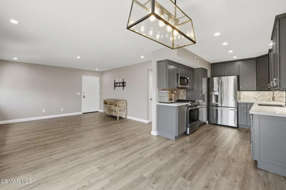 150 E Los Angeles Avenue #308 Moorpark, CA 93021
