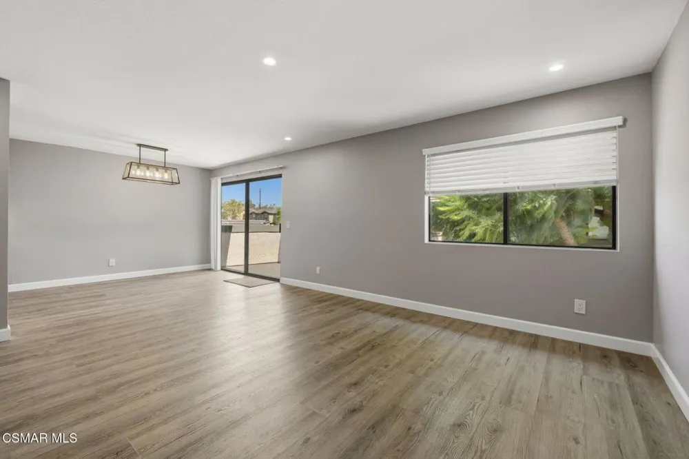 150 E Los Angeles Avenue #308 Moorpark, CA 93021