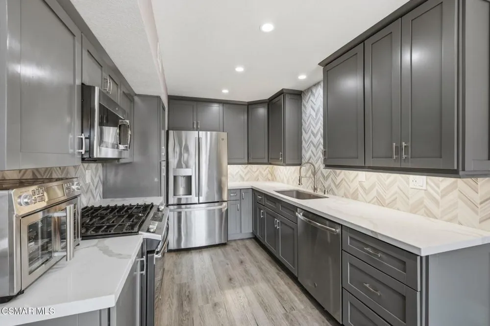 150 E Los Angeles Avenue #308 Moorpark, CA 93021