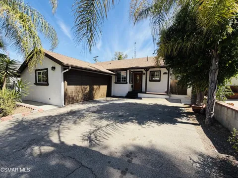 22206 Del Valle Street