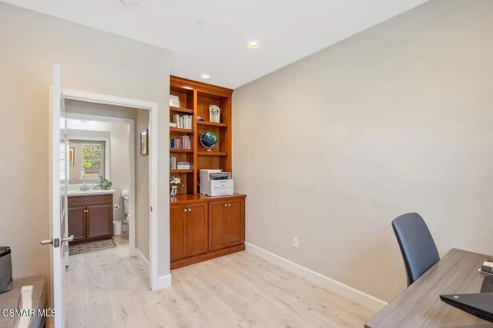 7092 Crimora Avenue Moorpark, CA 93021