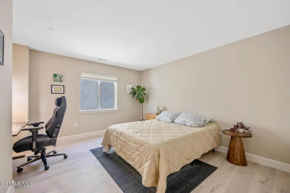 7092 Crimora Avenue Moorpark, CA 93021
