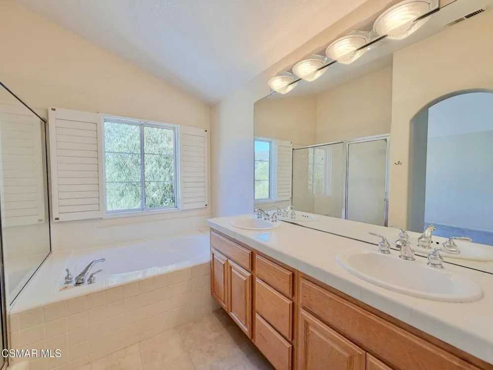 3140 La Casa Court Thousand Oaks, CA 91362