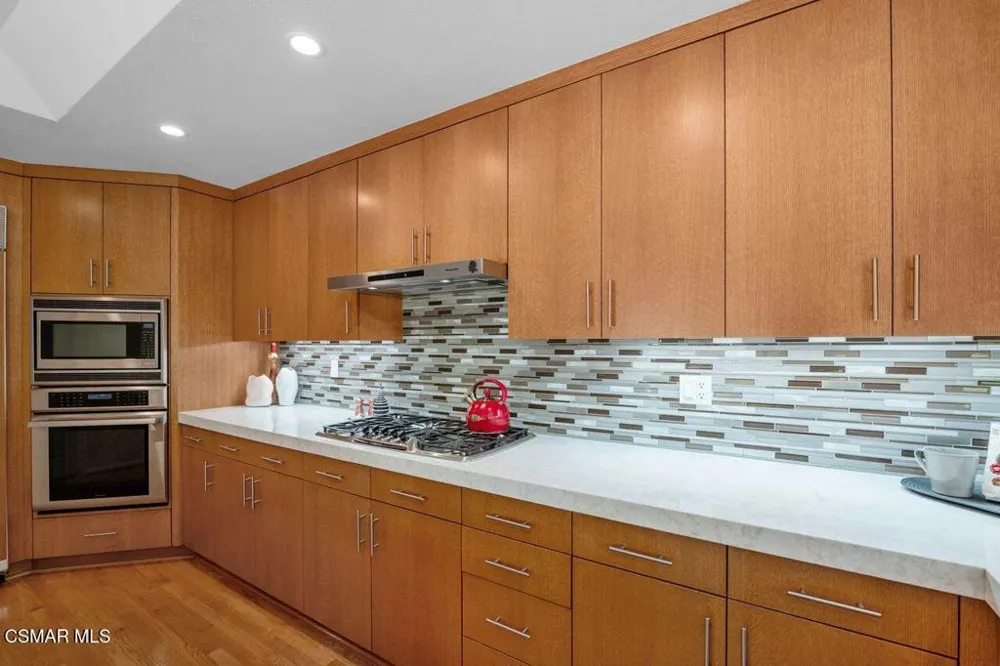 7616 Ashton Court West Hills, CA 91304