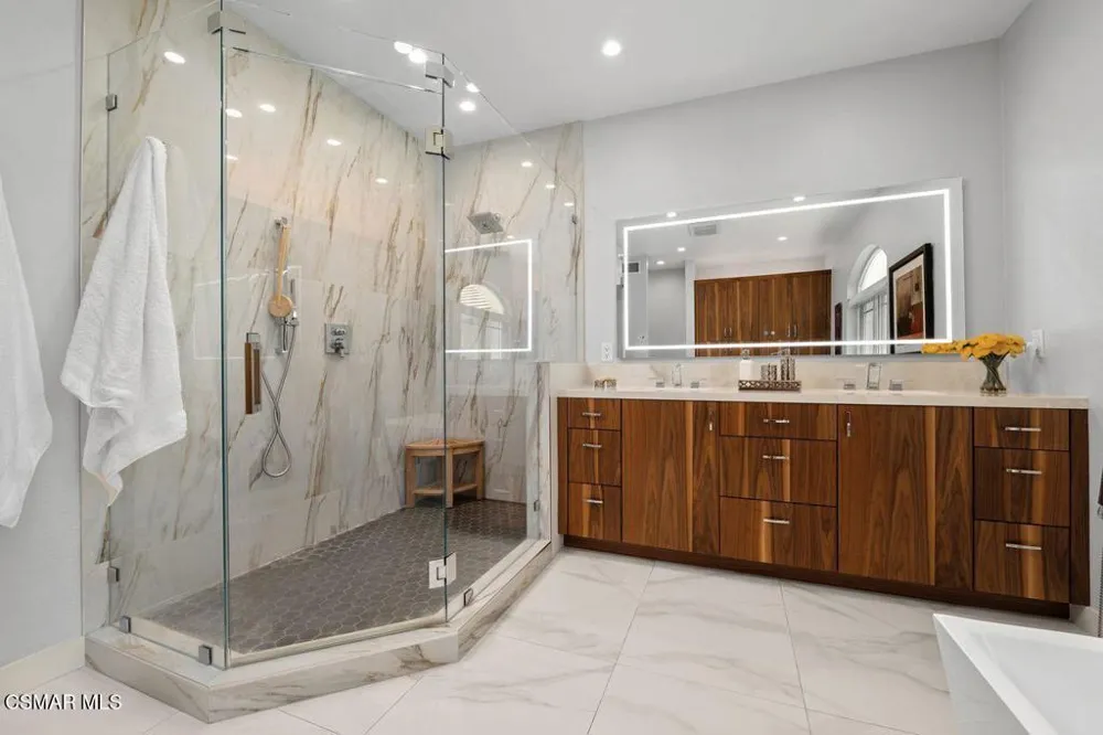 7616 Ashton Court West Hills, CA 91304