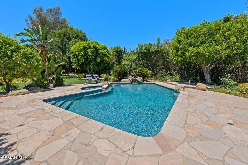 7616 Ashton Court West Hills, CA 91304