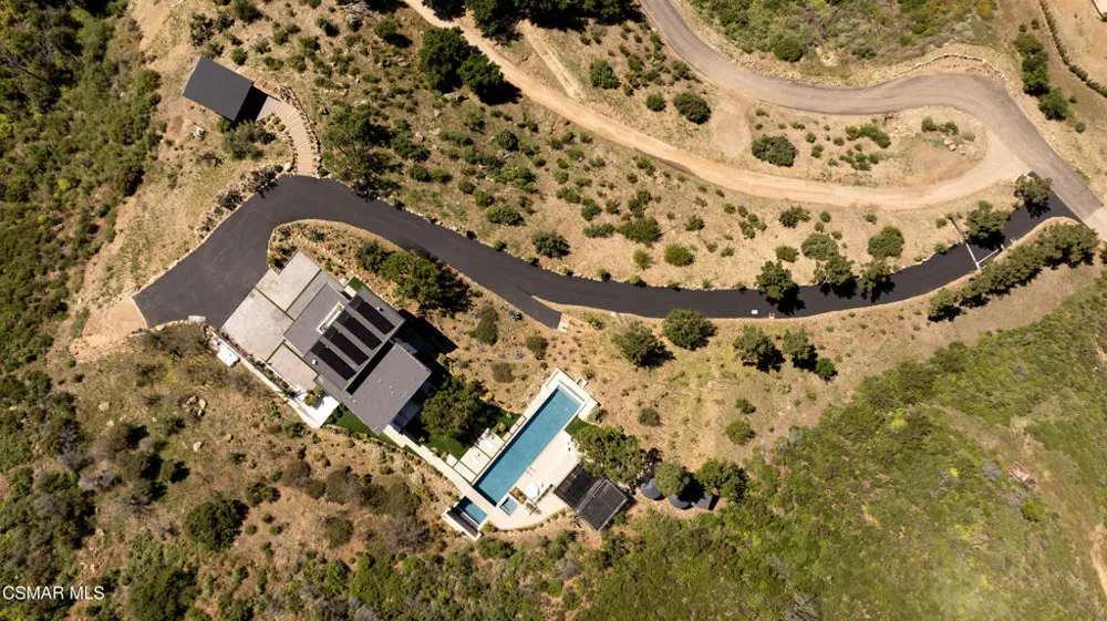 12530 Stagecoach Road Malibu, CA 90265