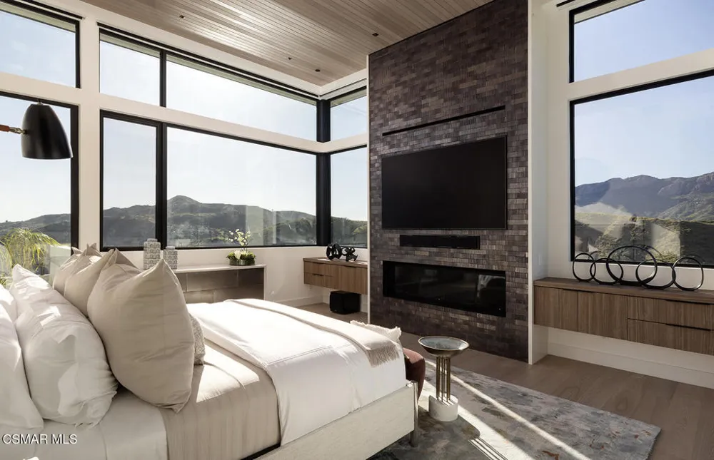 12530 Stagecoach Road Malibu, CA 90265
