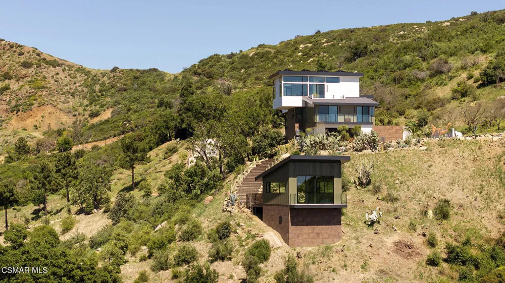 12530 Stagecoach Road Malibu, CA 90265
